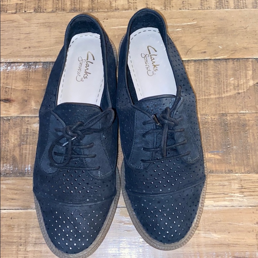 Black flats